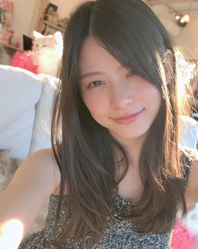 半长发 · 生活照