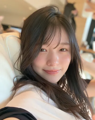 半长发 · 生活照