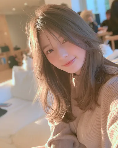 半长发 · 生活照